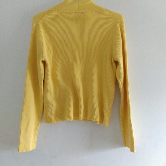 Sweater - Picture 3 of 5